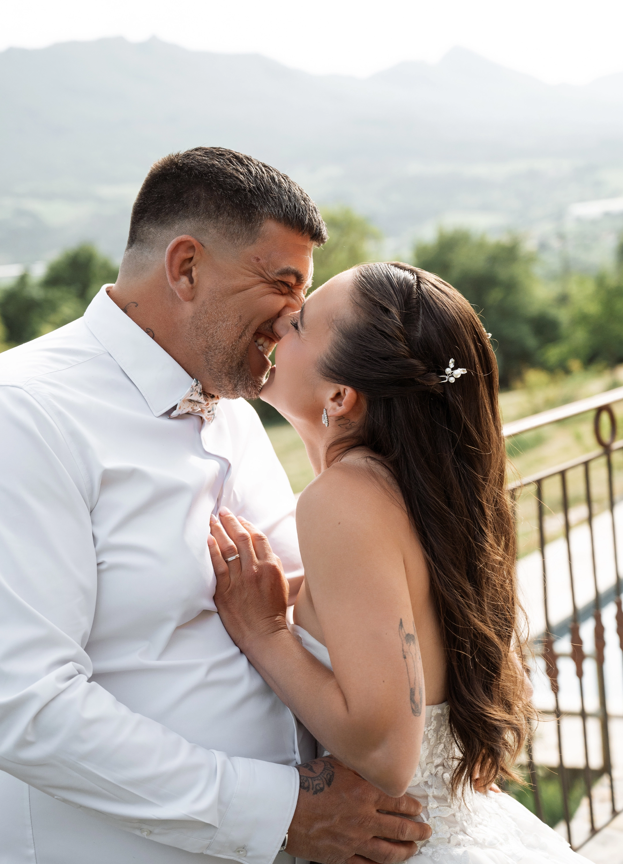 Création de contenu vidéo mariage exclusif et film cinématographique - Session couple intimiste en Provence